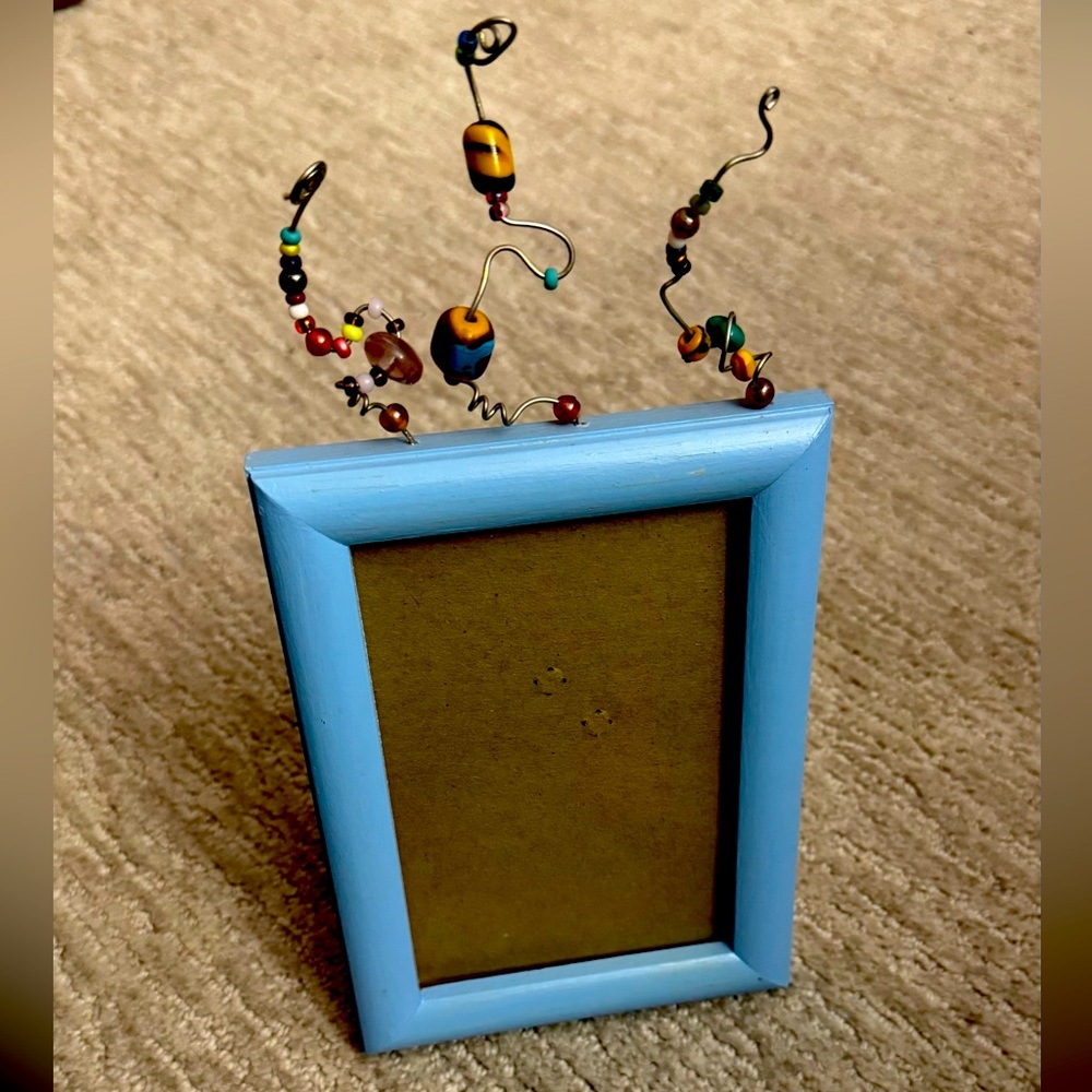 Homemade Fun Stand-alone Picture Frame